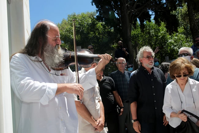 μνημοσυνο Γλεζου