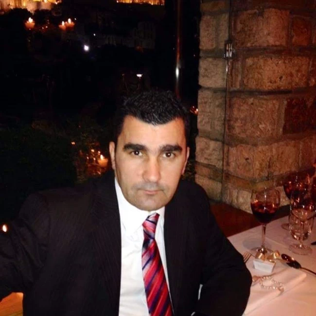 Μοσχάτο: Η σύζυγος του λογιστή πήρε όλα τα χρήματα και έφυγε;- Η ερμηνεία της ΕΛ.ΑΣ. για τον περίεργο απαγχονισμό