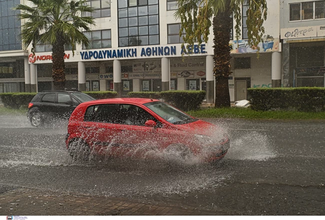 Αθήνα δρόμοι καταιγίδα