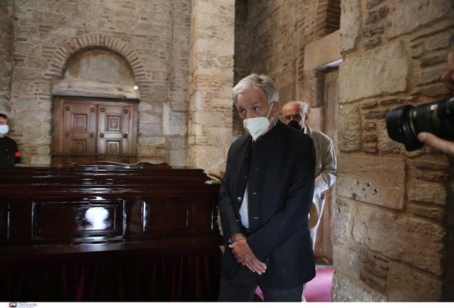 Κώστας Γαβράς