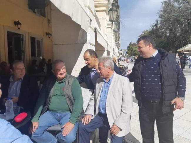 καραμανλής κέρκυρα