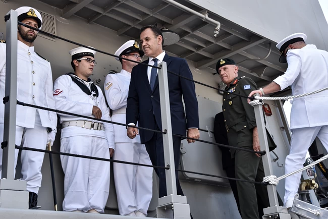 Τελετή ονοματοδοσίας Καραθανάση