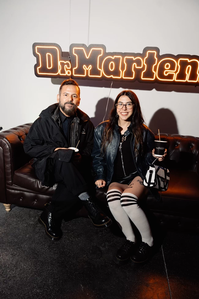 DR MARTENS
