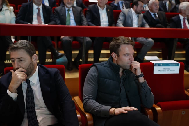 ΑΝΔΡΟΥΛΑΚΗΣ ΚΑΣΣΕΛΑΚΗΣ