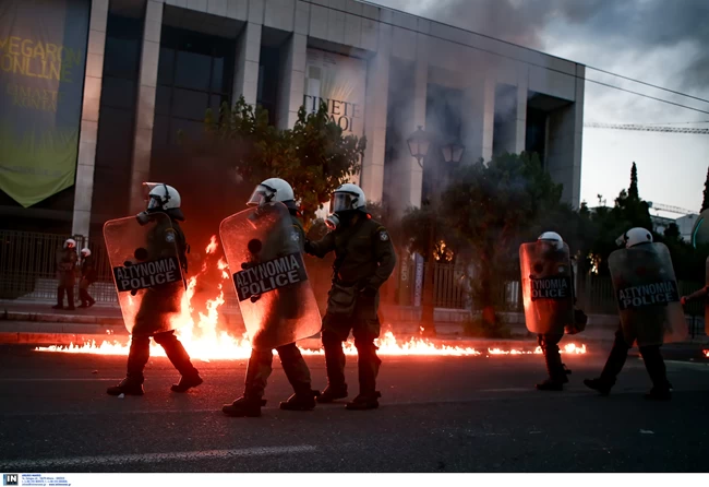επεισοδια πρεσβεια