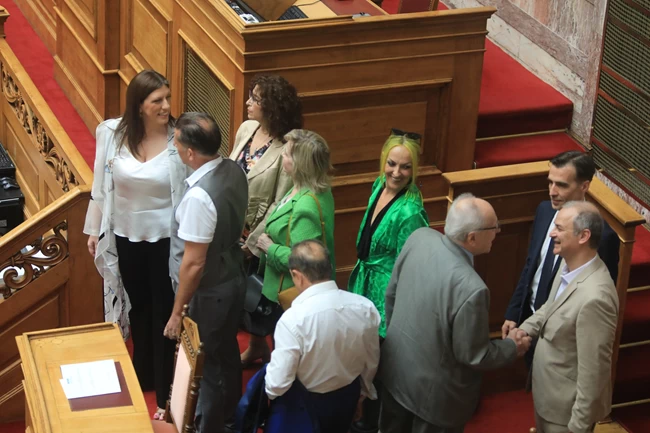 Και δεύτερο επεισόδιο με τη Ζωή Κωνσταντοπούλου στη Βουλή: Προσπάθησε να διακόψει τον Τασούλα