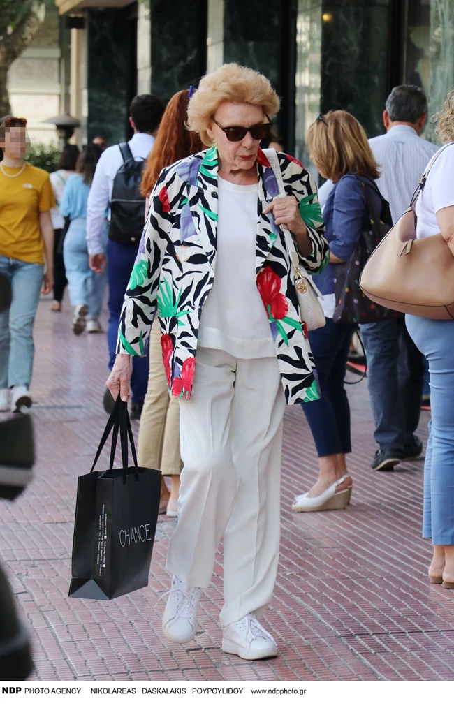 Μάρω Κοντού