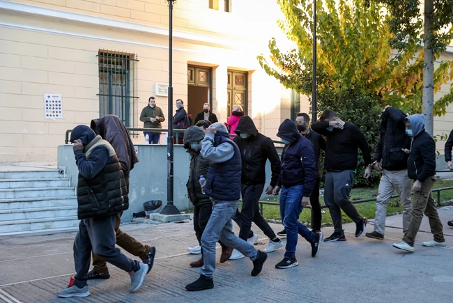 ΑΣΤΥΝΟΜΙΚΟΙ ΠΑΡΑΝΟΜΕΣ ΕΛΛΗΝΟΠΟΙΗΣΕΙΣ.j