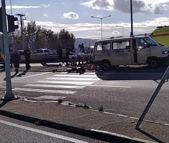 Τροχαίο ασθενοφόρο 2