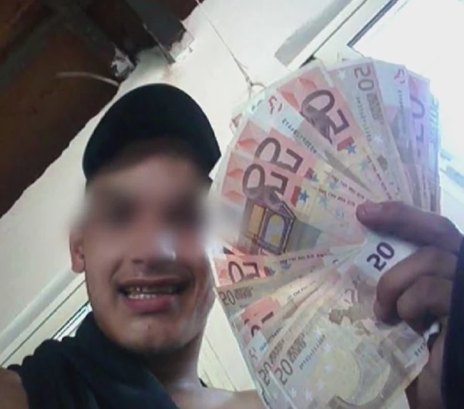 ΜΑΣΤΡΟΠΟΣ ΝΕΑ ΣΜΥΡΝΗ