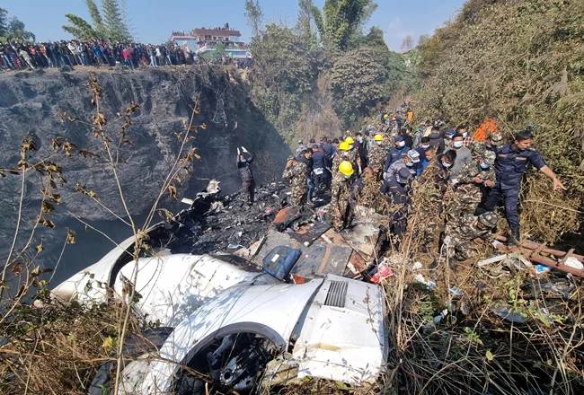 Τραγωδία στο Νεπάλ: Στους 68 οι νεκροί από τη συντριβή του αεροσκάφους