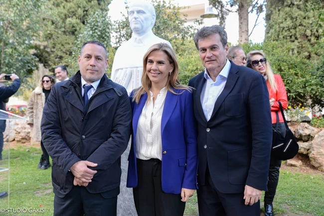 ΑΠΟΚΑΛΥΠΤΗΡΙΑ ΠΡΟΤΟΜΗΣ ΦΙΛΟΘΕΗ