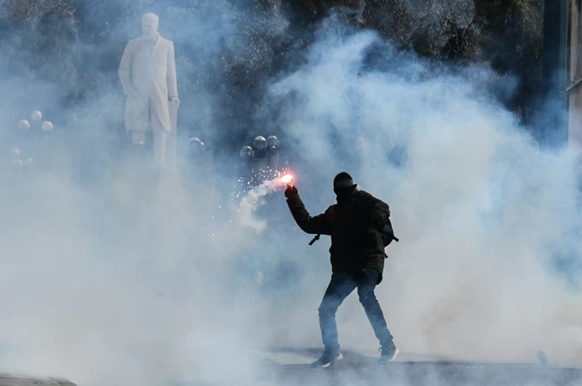 ΣΥΝΤΑΓΜΑ