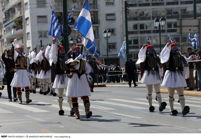 ΠΑΡΕΛΑΣΗ