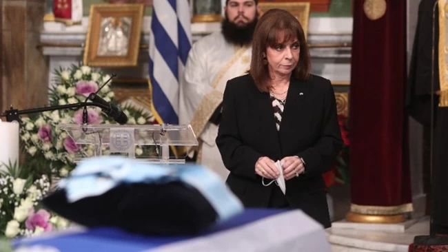 σακελλαροπουλου παπουλιας