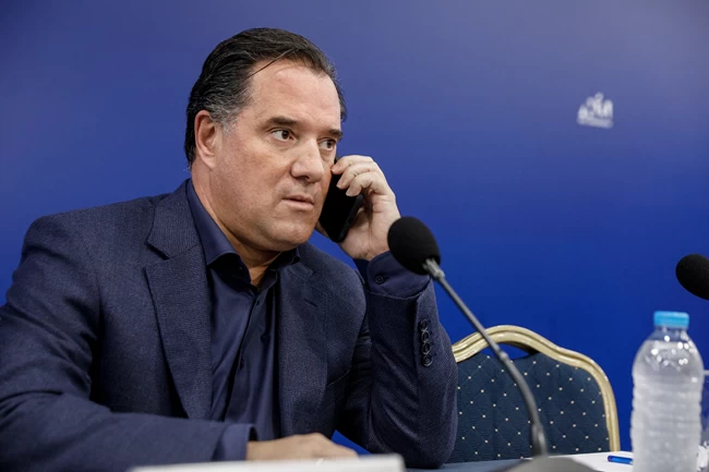 Άδωνις Γεωργιάδης