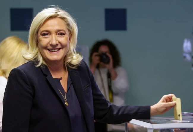 Γαλλία: Έχασε την αυτοδυναμία ο Μακρόν - Μεγάλη νίκη για την Αριστερά του Μελανσόν - Ιστορικό αποτέλεσμα για τη Λε Πεν