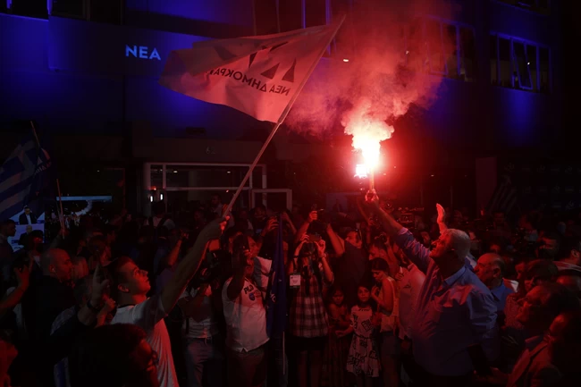 ΜΗΤΣΟΤΑΚΗΣ ΠΕΙΡΑΙΩΣ ΕΚΛΟΓΕΣ