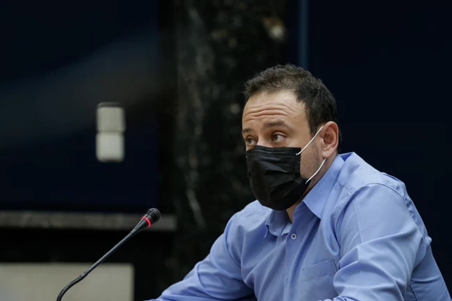 Κορονοϊός: Σοκ με 5.989 κρούσματα μέσα στον Οκτώβριο - Αγωνία ενόψει του χειμώνα