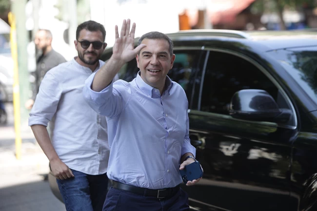 Ραγδαίες εξελίξεις στον ΣΥΡΙΖΑ: Πληροφορίες για παραίτηση του Αλέξη Τσίπρα, σε λίγο δηλώσεις στο Ζάππειο