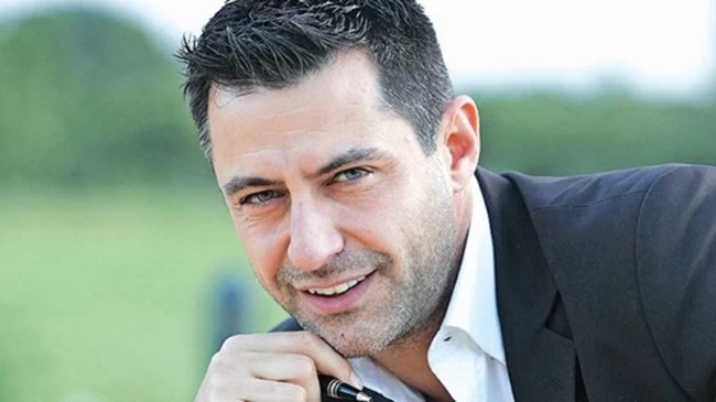 Κωνσταντίνος Αγγελίδης: "Ραγίζει" καρδιές η σύζυγός του - Ο απολογισμός του τροχαίου