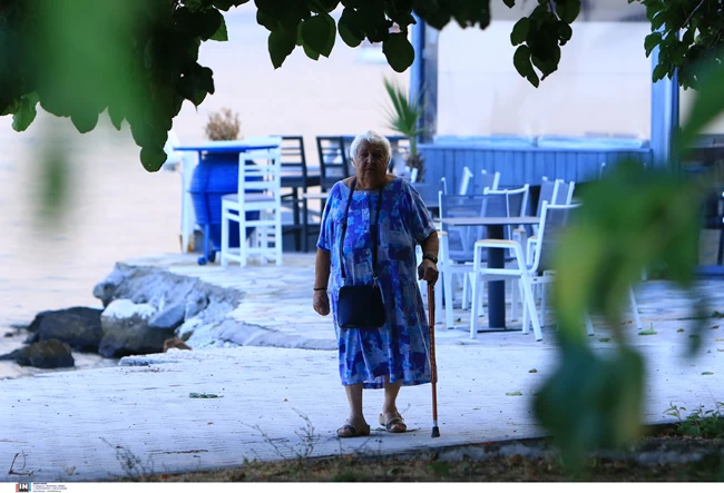 ΦΩΤΙΕΣ ΜΑΓΝΗΣΙΑ ΒΟΛΟΣ