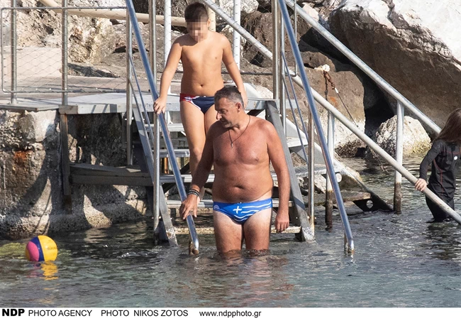 λιαγκας μαγιό