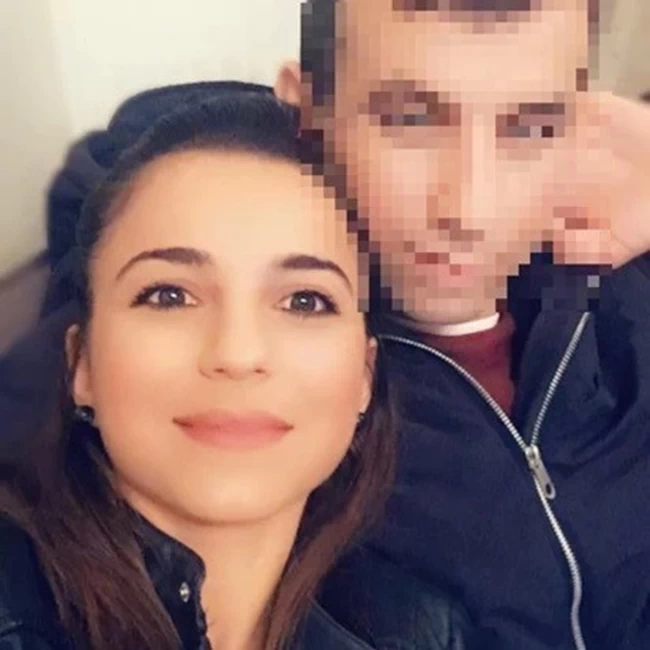 ΔΑΦΝΗ ΓΥΝΑΙΚΟΚΤΟΝΙΑ