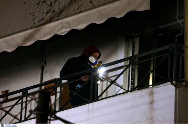 Τραγωδία στη Ν. Ερυθραία: 40χρονος απανθρακώθηκε μετά από φωτιά - Απεγκλωβίστηκαν δυο ηλικιωμένοι