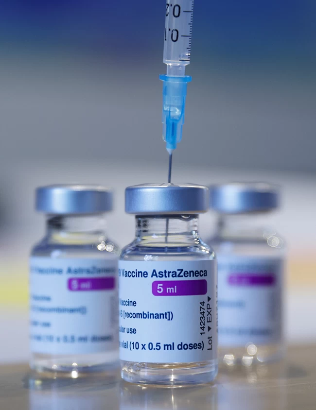 Επιταχύνεται η "Ελευθερία" με 1.800 εμβολιαστικά κέντρα: Το 27% του πληθυσμού έχει κάνει τουλάχιστον την α' δόση