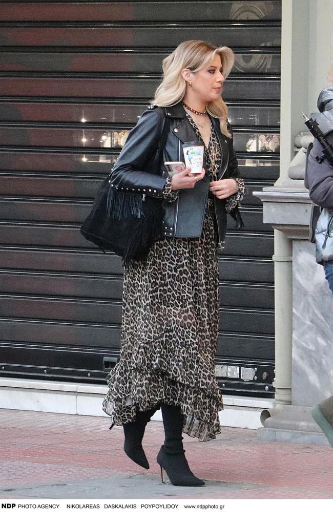 ΤΖΕΝΗ ΘΕΩΝΑ