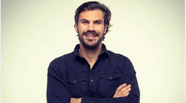 Ο Άκης Πετρετζίκης επιβεβαίωσε για πρώτη φορά ότι θα γίνει πατέρας: "Ανυπομονούμε"
