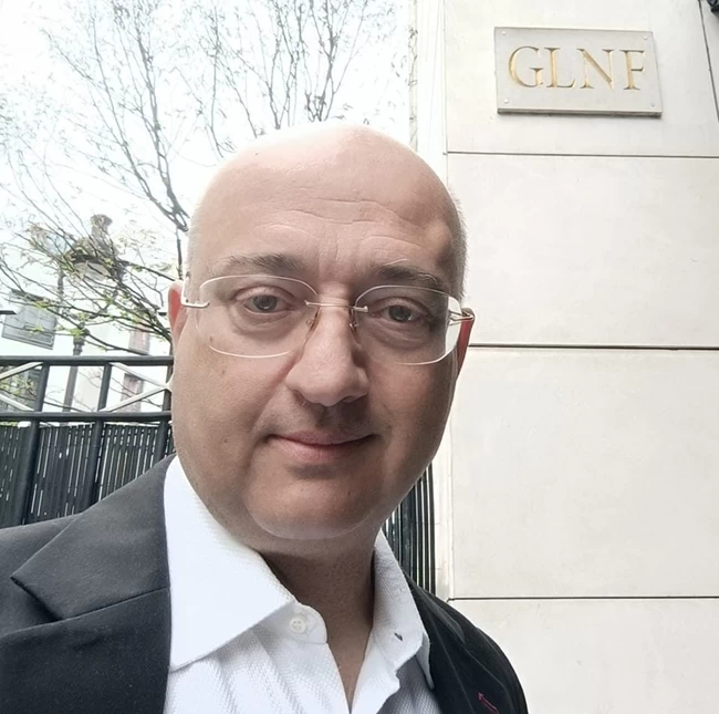 ΜΠΟΓΟΝΙΚΟΛΟΣ