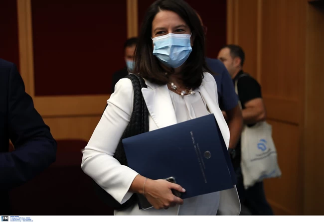 Μέσω διαδικτύου τα μαθήματα στα σχολεία που κλείνουν λόγω κορονοϊού- Η απόφαση