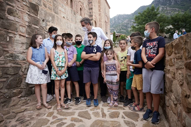Μητσοτάκης: Ανοίγει άμεσα η πλατφόρμα για τον εμβολιασμό των παιδιών 12-15 ετών