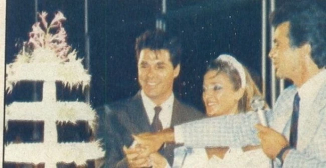 κορομηλα μιχαλοπουλος