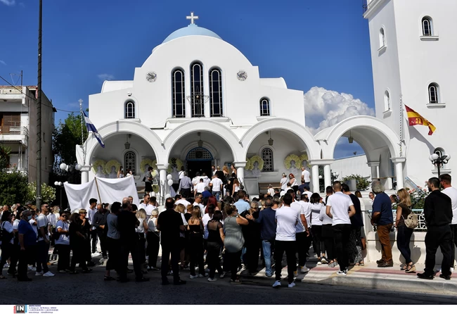 Κηδεία Γαρυφαλλιάς