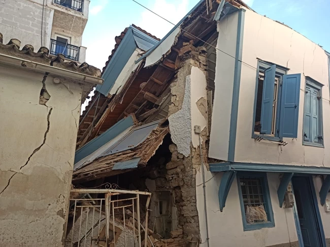 Σεισμός στη Σάμο - Αποκάλυψη Παπαζάχου: Πώς η κλίση του ρήγματος απέτρεψε μεγαλύτερη τραγωδία [χάρτης]
