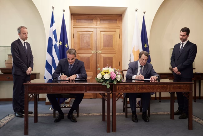 Μητσοτακης Αναστασιαδης