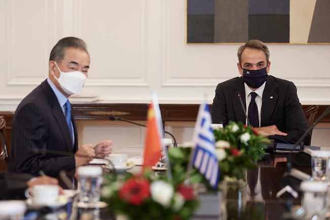 Μητσοτάκης Κινέζος ΥΠΕΞ