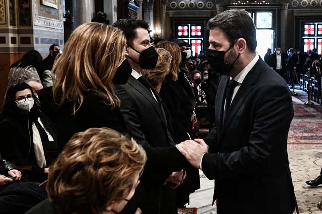 Κηδεία Σαρτζετάκη