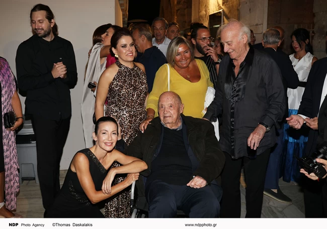 ΧΑΤΖΗΝΑΣΙΟΣ