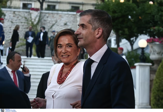 Στο πλευρό της Ντόρας Μπακογιάννη ο Κυριάκος Μητσοτάκης: "Και σε αυτή τη μάχη θα βγει νικήτρια"