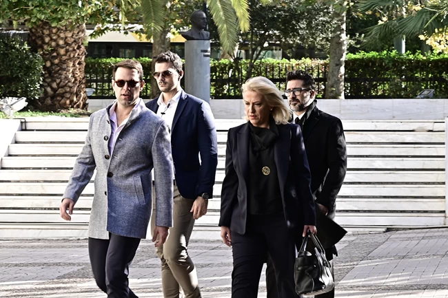 ΚΑΣΣΕΛΑΚΗΣ ΔΟΥΡΟΥ