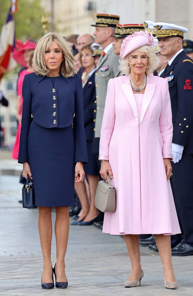 macron king charles