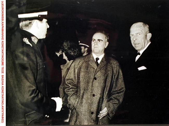 Βασιλικό πραξικόπημα και απόπειρα δολοφονίας του Καραμανλή - Οι αστικοί μύθοι και ποιος προειδοποίησε τον Εθνάρχη