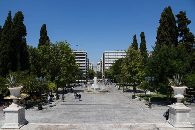 Ελάχιστοι οι τουρίστες στην Αθήνα και μετά το άνοιγμα των συνόρων- Σαν να είμαστε σε καραντίνα [εικόνες]