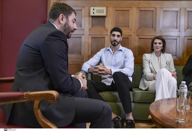 Ανδρουλάκης Καντέρ