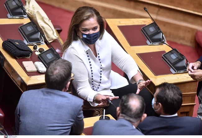 Η πιο δύσκολη μάχη της Ντόρας Μπακογιάννη: Διαγνώστηκε με καρκίνο- Η συγκίνηση και η έγκαιρη ανακάλυψη