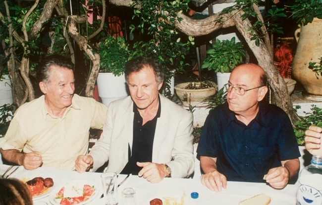 αγγελόπουλος καιτέλ